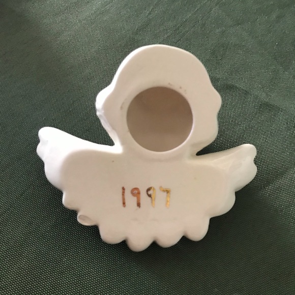 Angel Figure - Picture 4 of 4